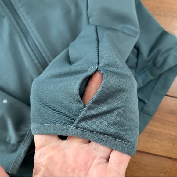 Nike Shield Running Jacket Sage - Picture 4 of 8